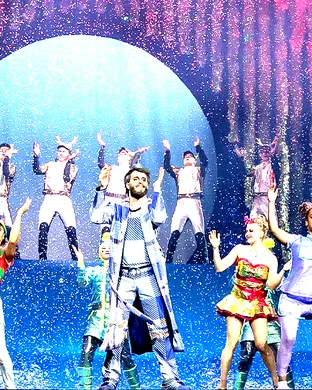 Cirque Du Soleil - Twas The Night Before theatre performance